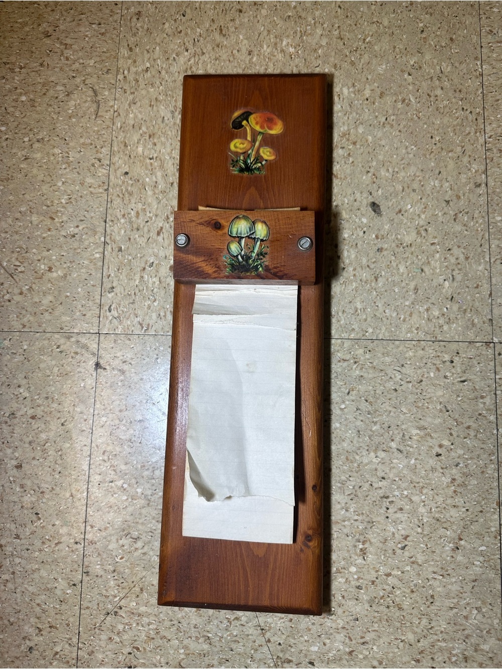 VTG Mushroom Wood Grocery Shopping List Note Pad Kitchen Wall Hanging Farmhouse‎